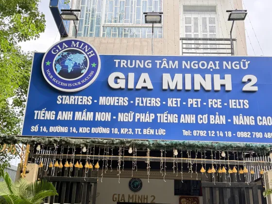 Mặt tiền và biển hiệu Gia Minh 2 tại Cơ sở 2
